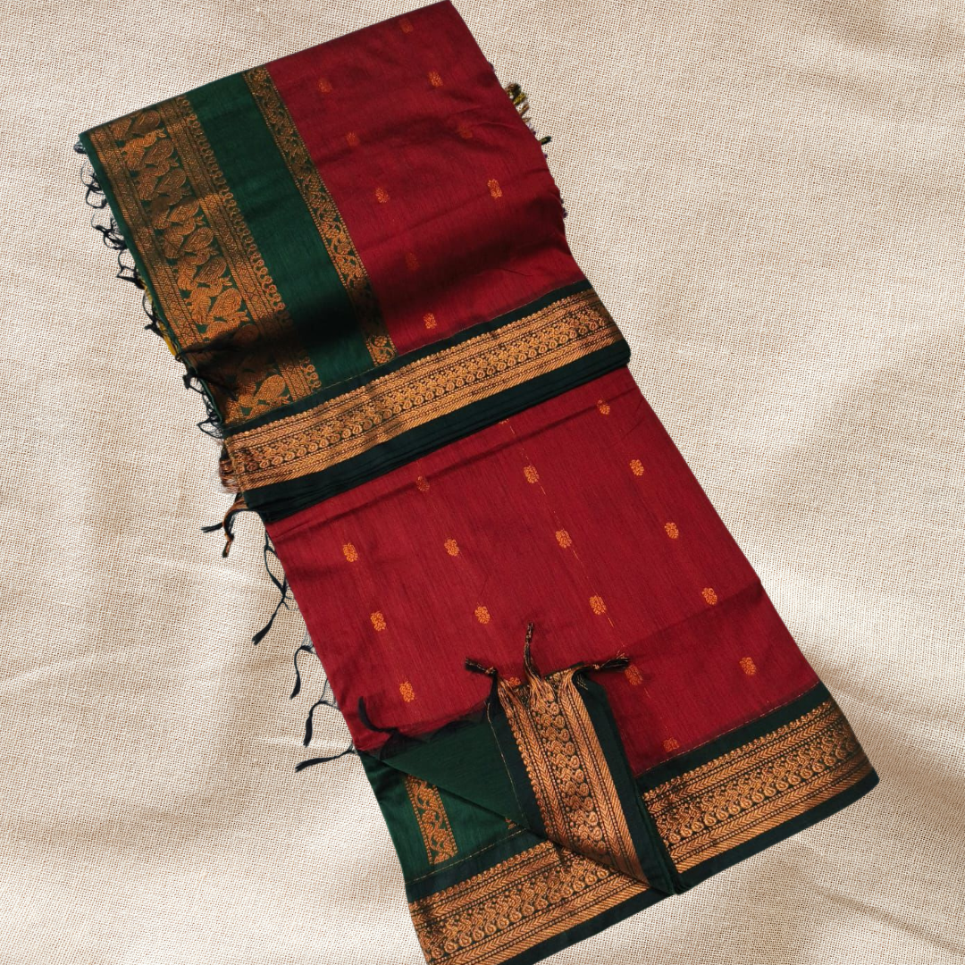 Premium Silk Cotton Saree – Contrast Pallu & Blouse | House of Kiraa, Red & Green