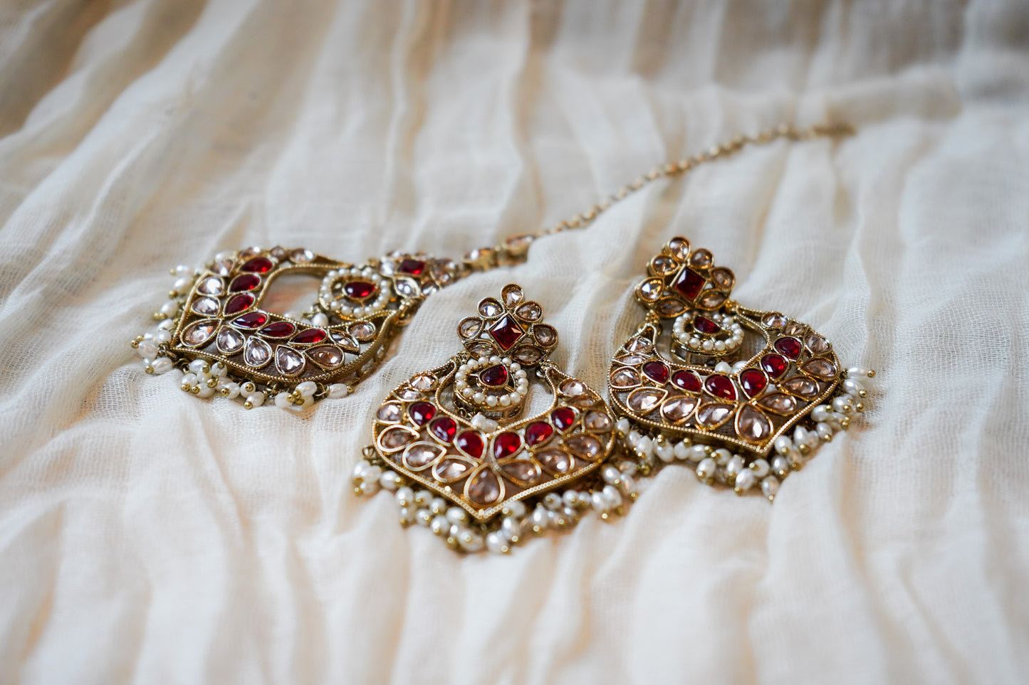 Gold-Plated Necklace Set with Deep Red Stones and Pearl Bead Detailing