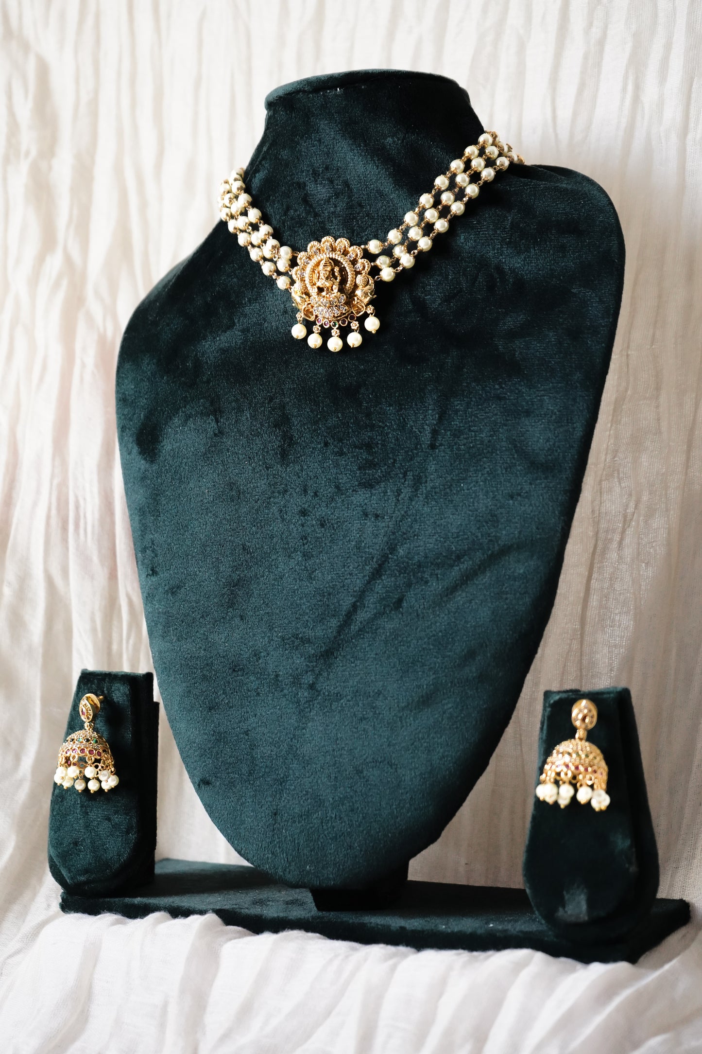 Temple Jewellery Pearl Choker with Jhumka Earrings | House of Kiraa