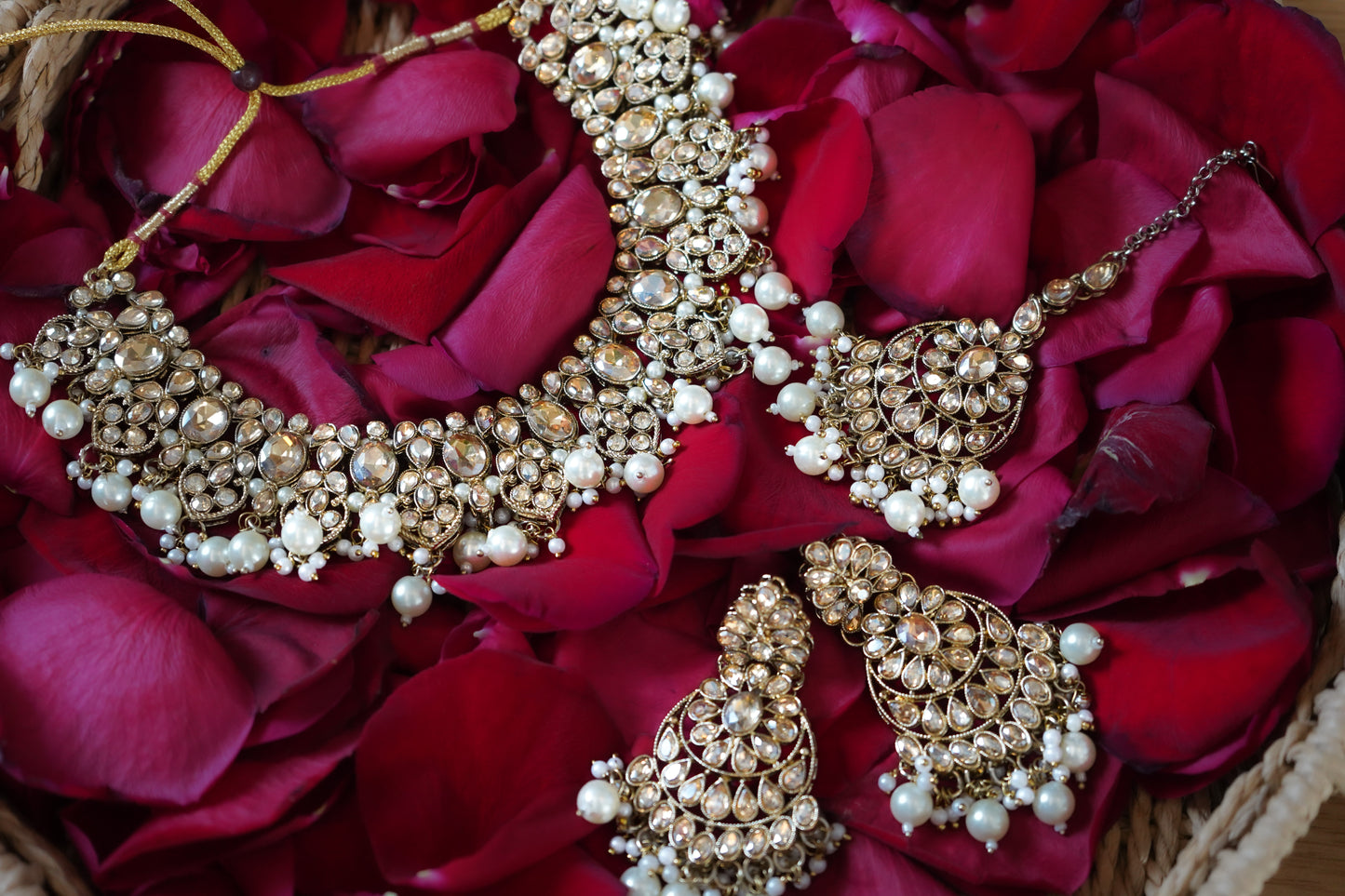 Gold Kundan Bridal Necklace Set with Earrings & Maang Tikka – House of Kira