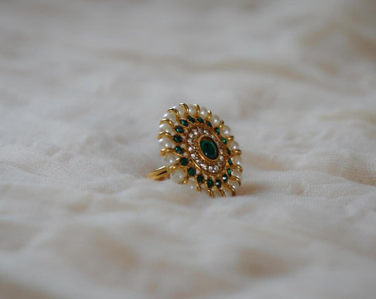 Green Pearl Detail, adjustable gold-tone Statement Ring